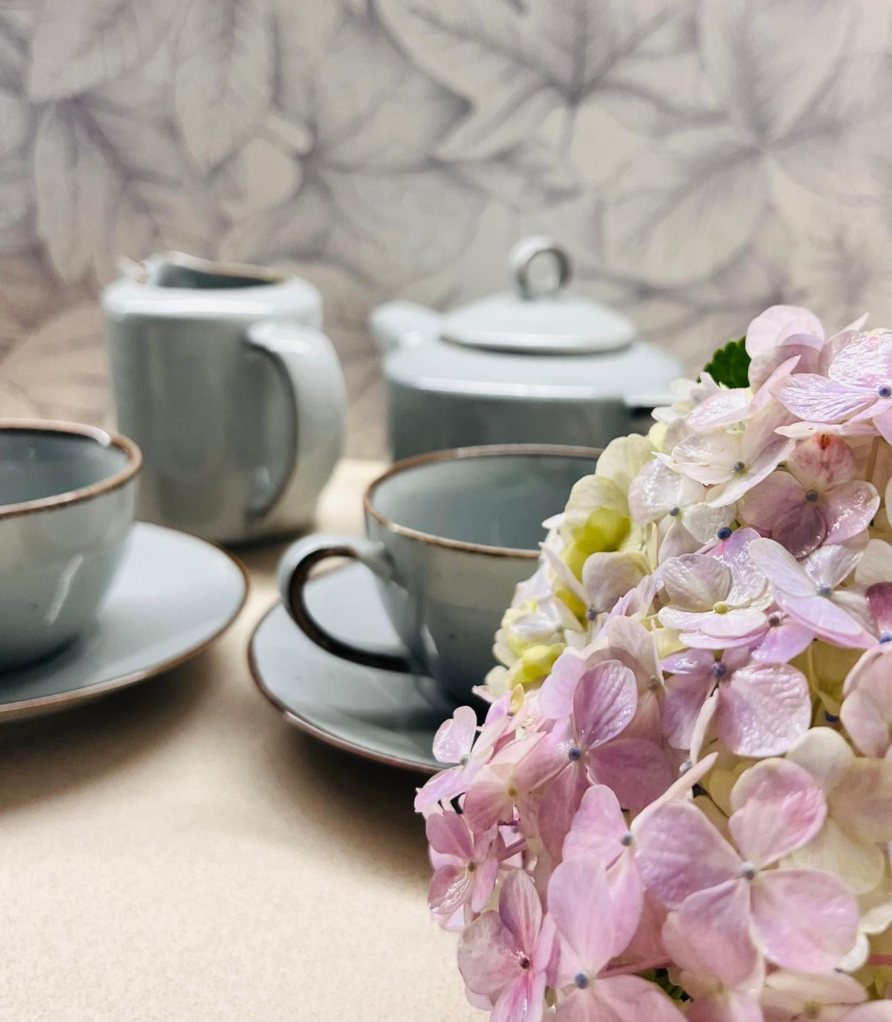 Azenya Aparthotel 3*