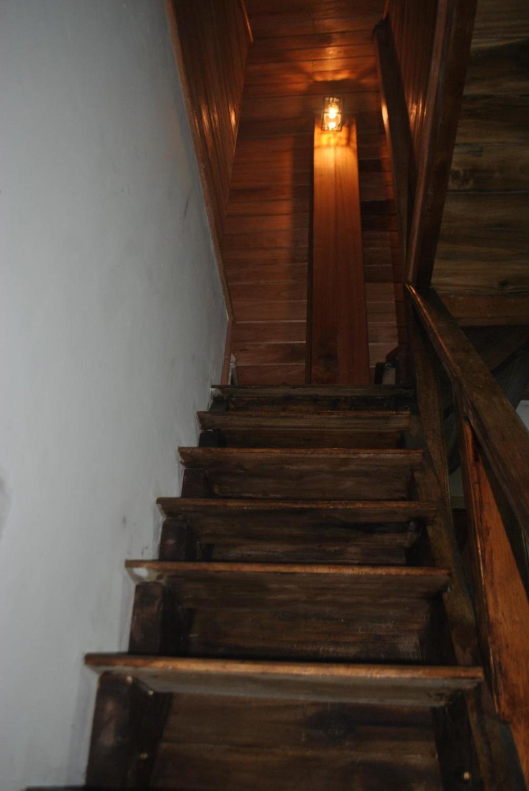 Dinu Villa Nuwara Eliya