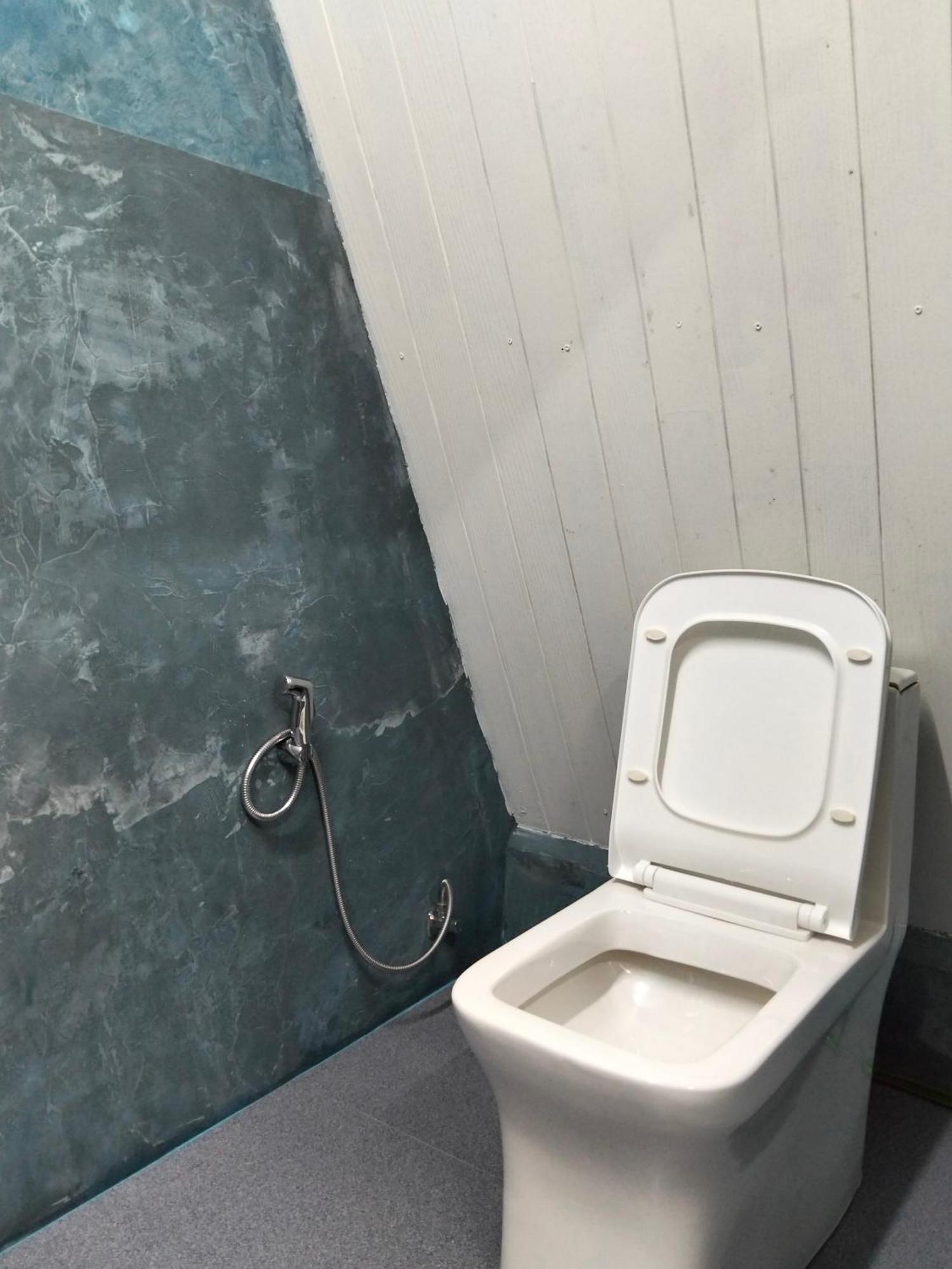 Night * Nuwara Eliya