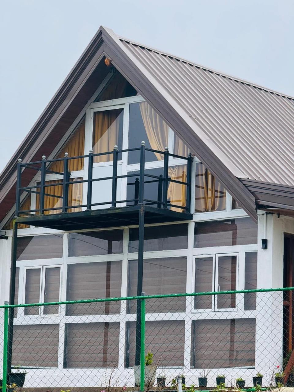 Freedom Peak Ambewela Nuwara Eliya