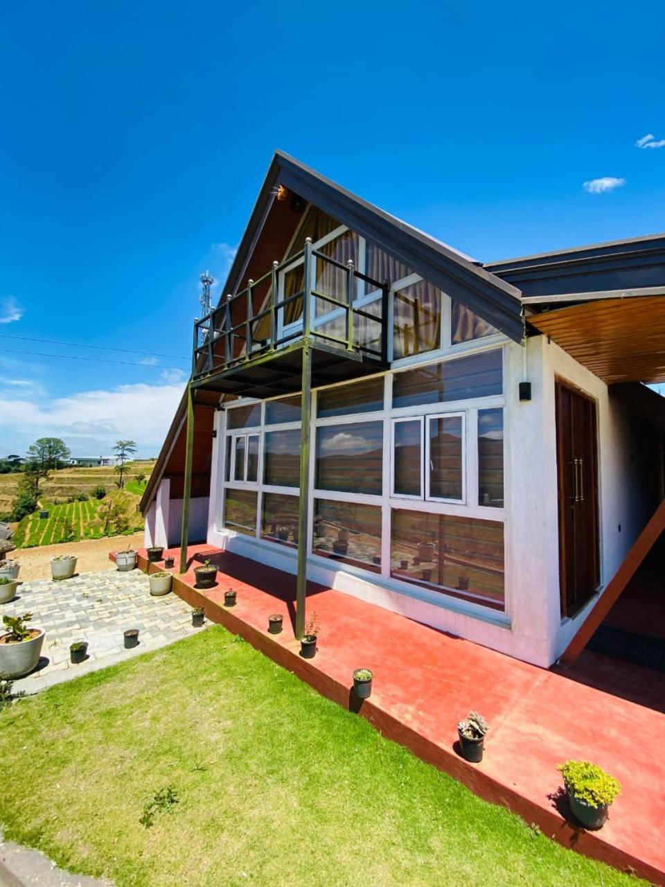 Freedom Peak Ambewela Nuwara Eliya