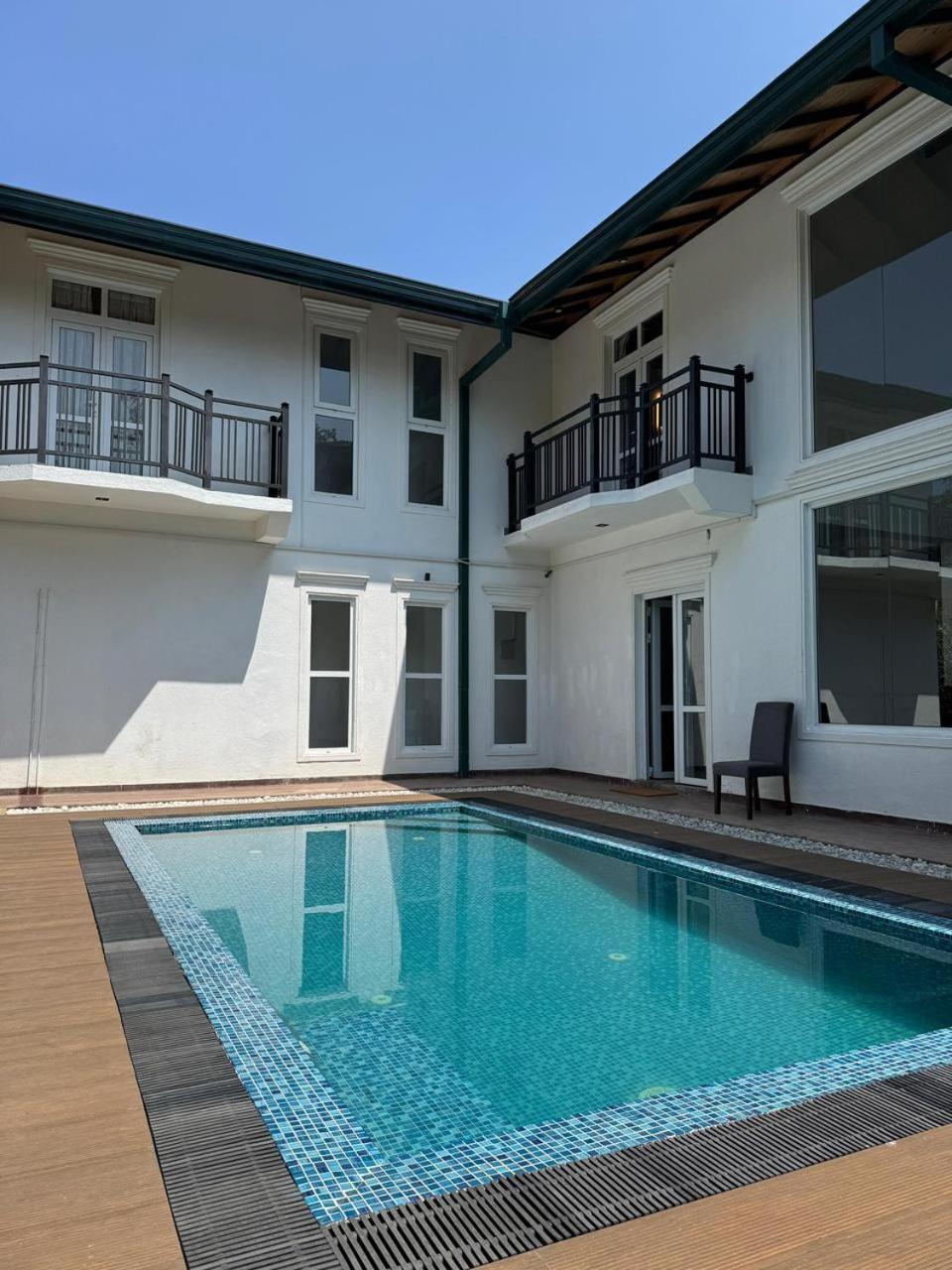 Winsanda Boutique Bungalow With Heated Pool & Private Luxury Stay, Nuwara Eliya