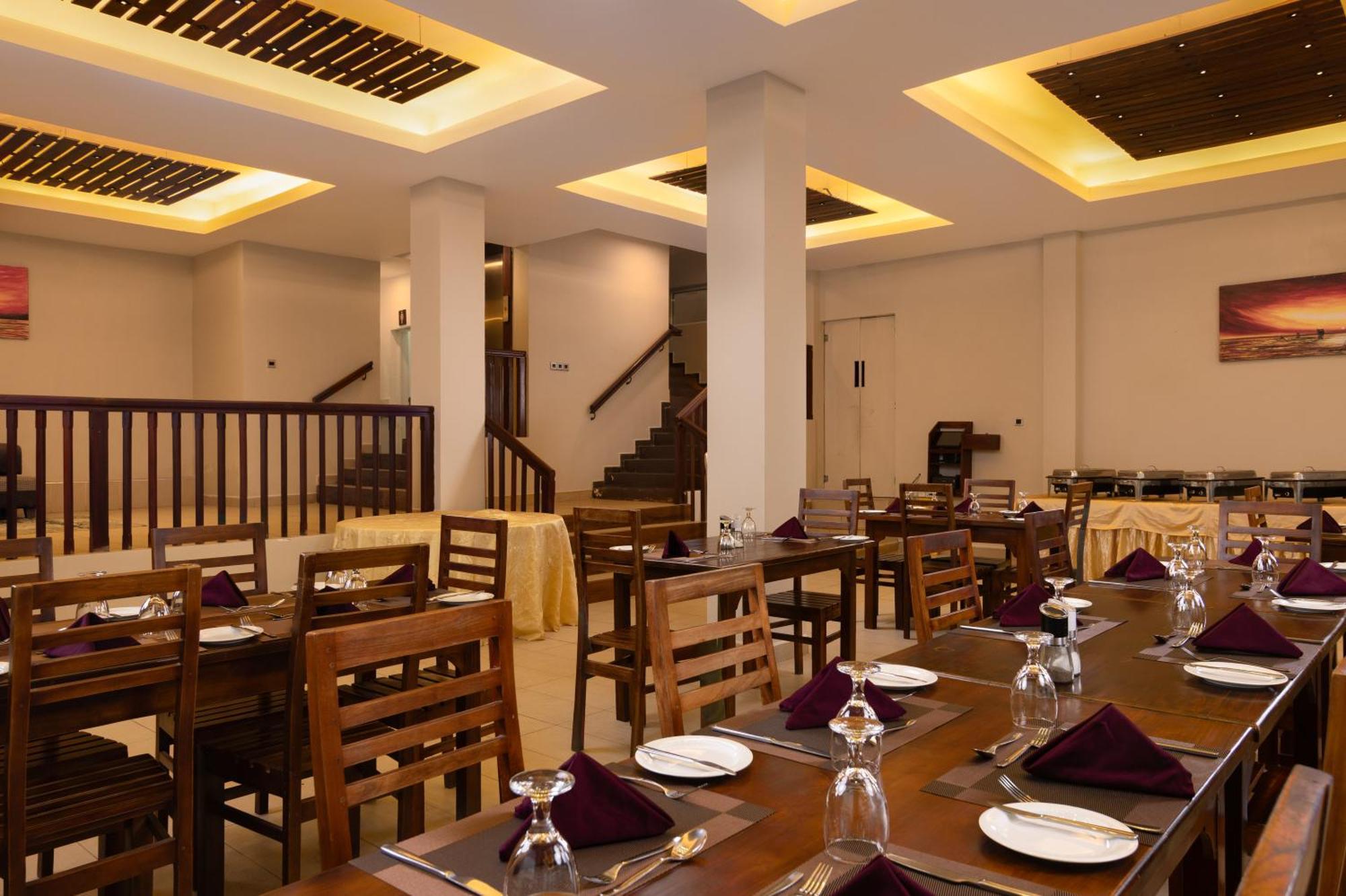 Oak Ray Misty Hills Nuwara Eliya