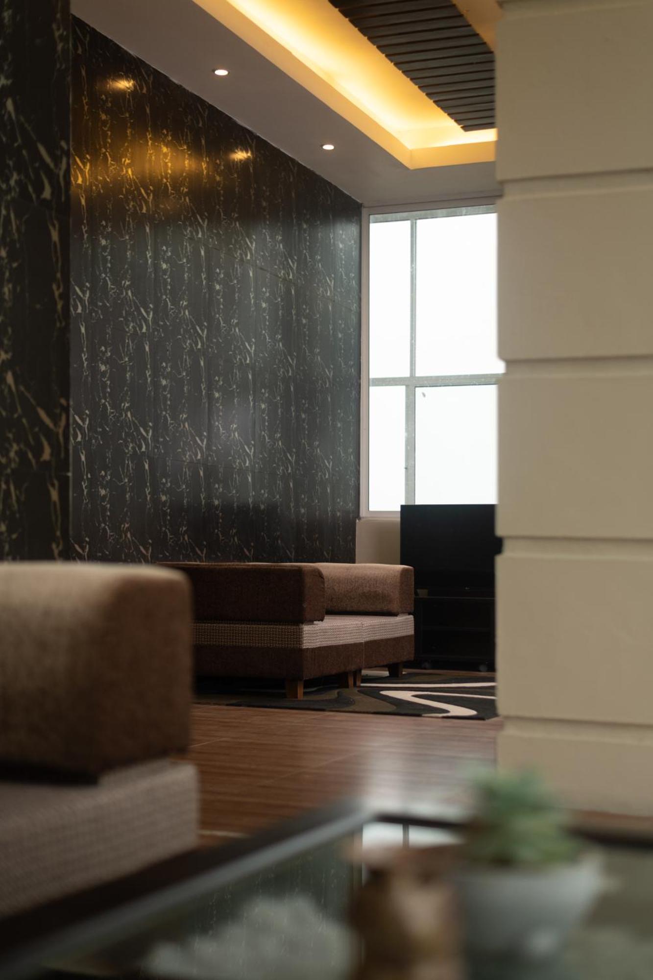 Oak Ray Misty Hills Hotel