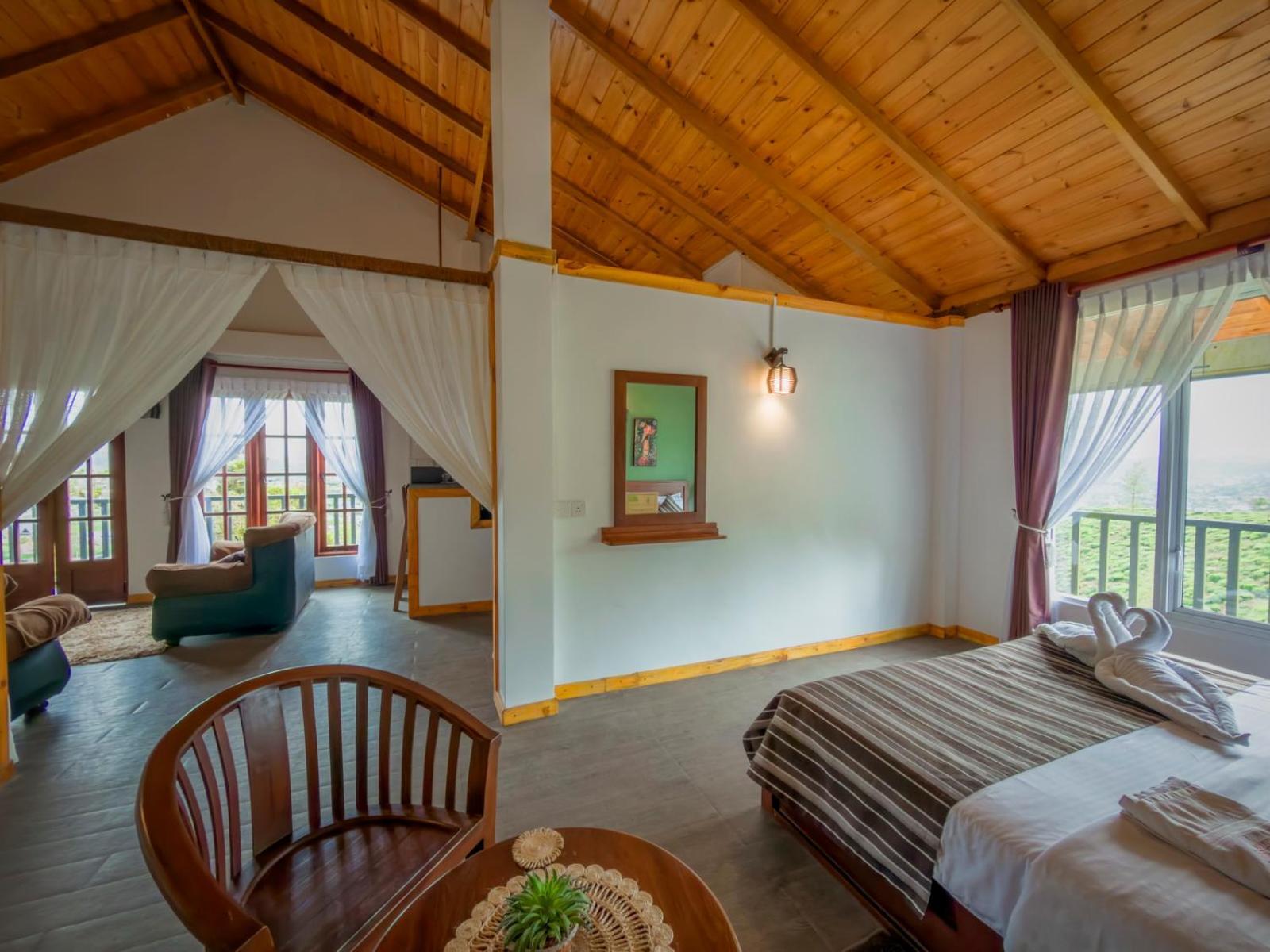 The Mount View Single Tree Hotel *