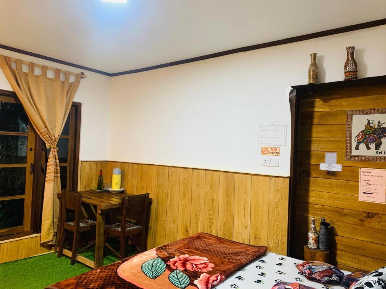 20/20 Wood Homestay *