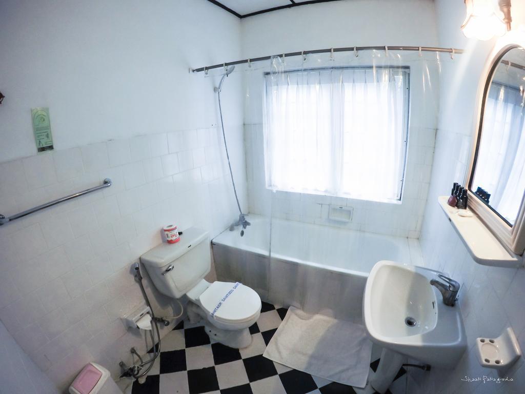 Hotel Glendower 4*