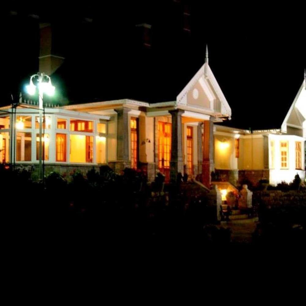 Bed & Breakfast Roselynn Manor