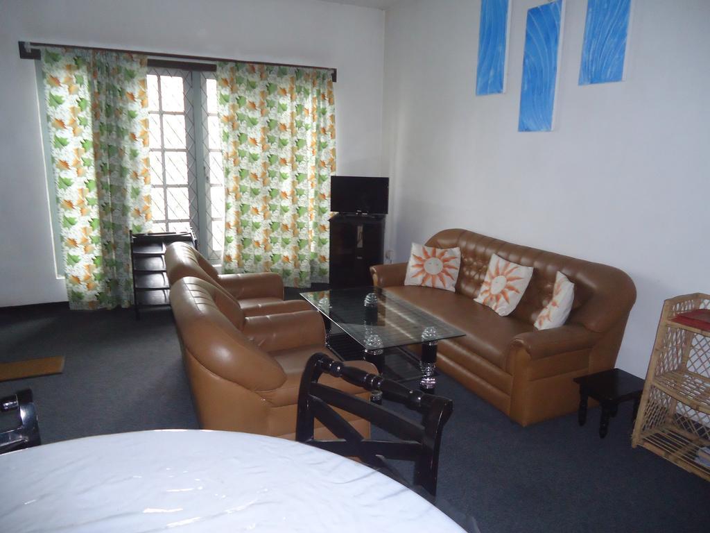Homestay Crown Nuwara Eliya