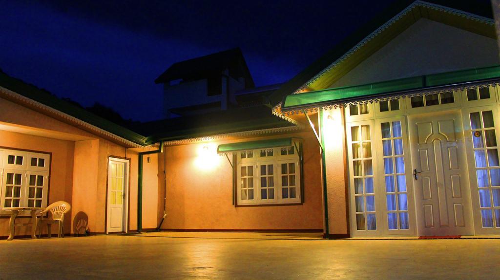 Rri Luxury Homestay Guest house