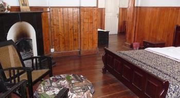 Riseans White Palace Hotel Nuwara Eliya