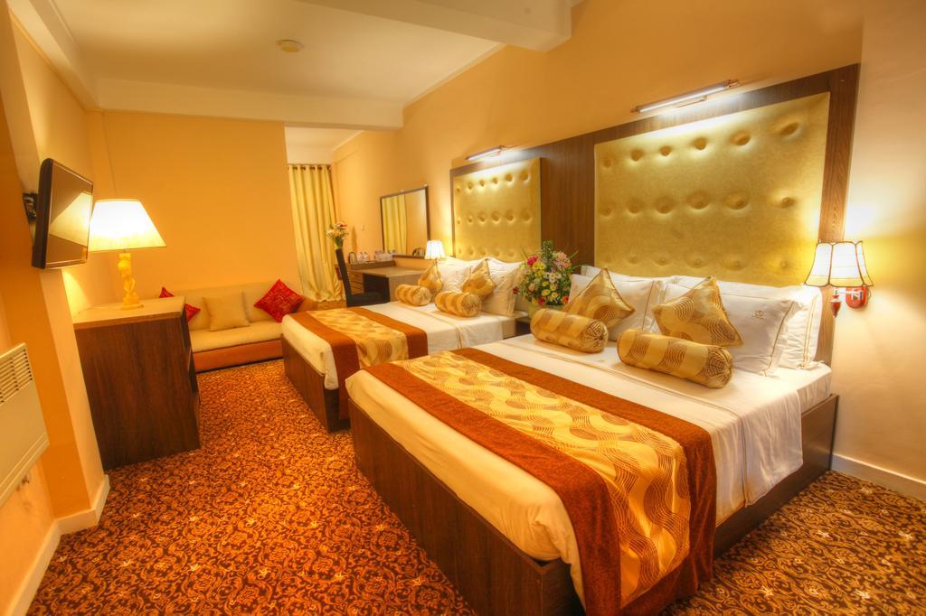 The Queensburry Hotel
