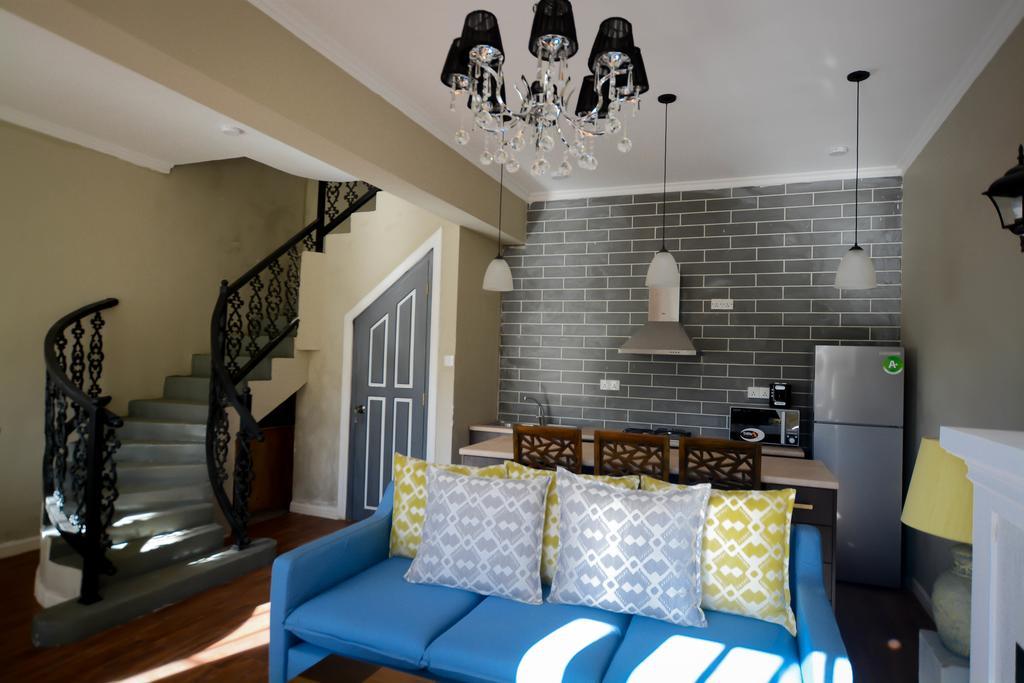 Villa Luxe Wilderness - Private Villas, Free Breakfast, 2km From Centre *