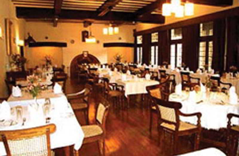 Villa The Hill Club