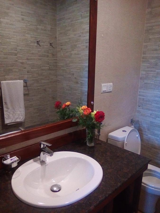 Royal Wattles Homestay *