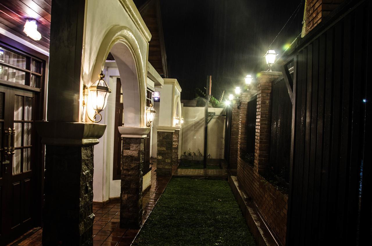 1926 * Nuwara Eliya