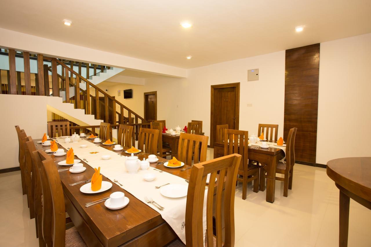 Hotel Grand Camellia 2*