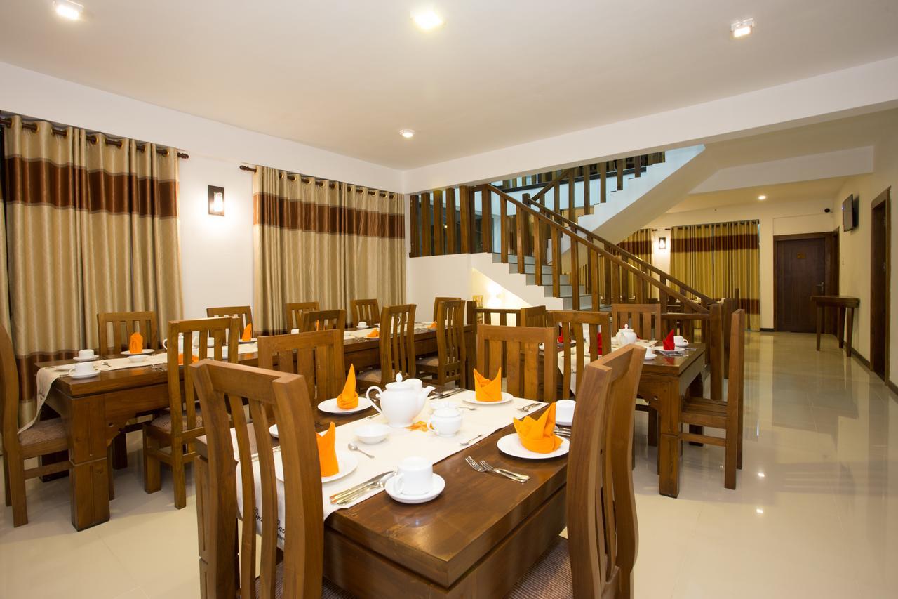 Grand Camellia Hotel Nuwara Eliya