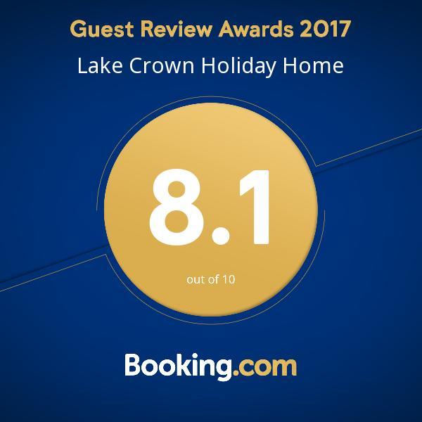Homestay Crown *