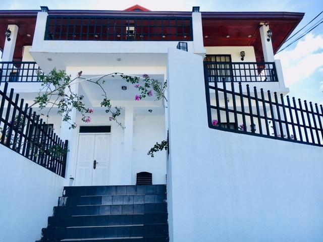 Treatooo White Palace 3* Nuwara Eliya