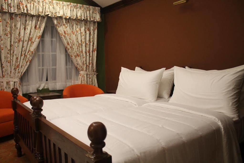 Guest house Jetwing Oatlands 4*