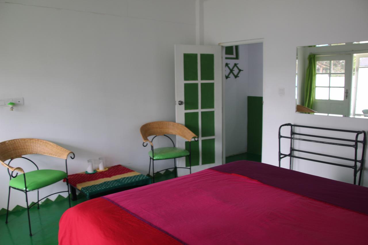 Homestay Red Gold & House *