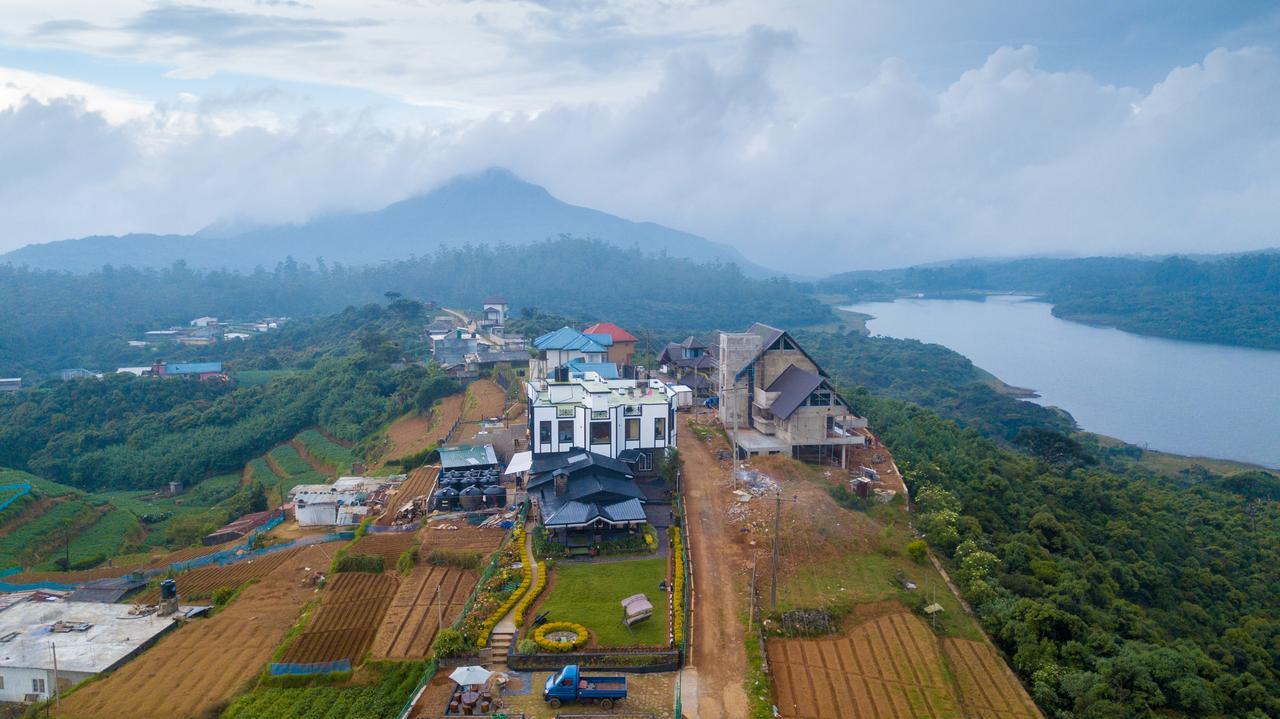 The Forest And By Schofieldshire * Nuwara Eliya