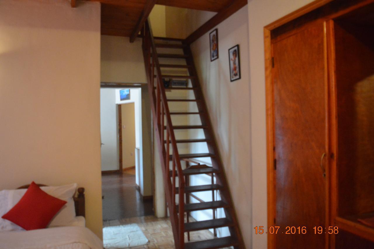 Samri Bunglow Country house