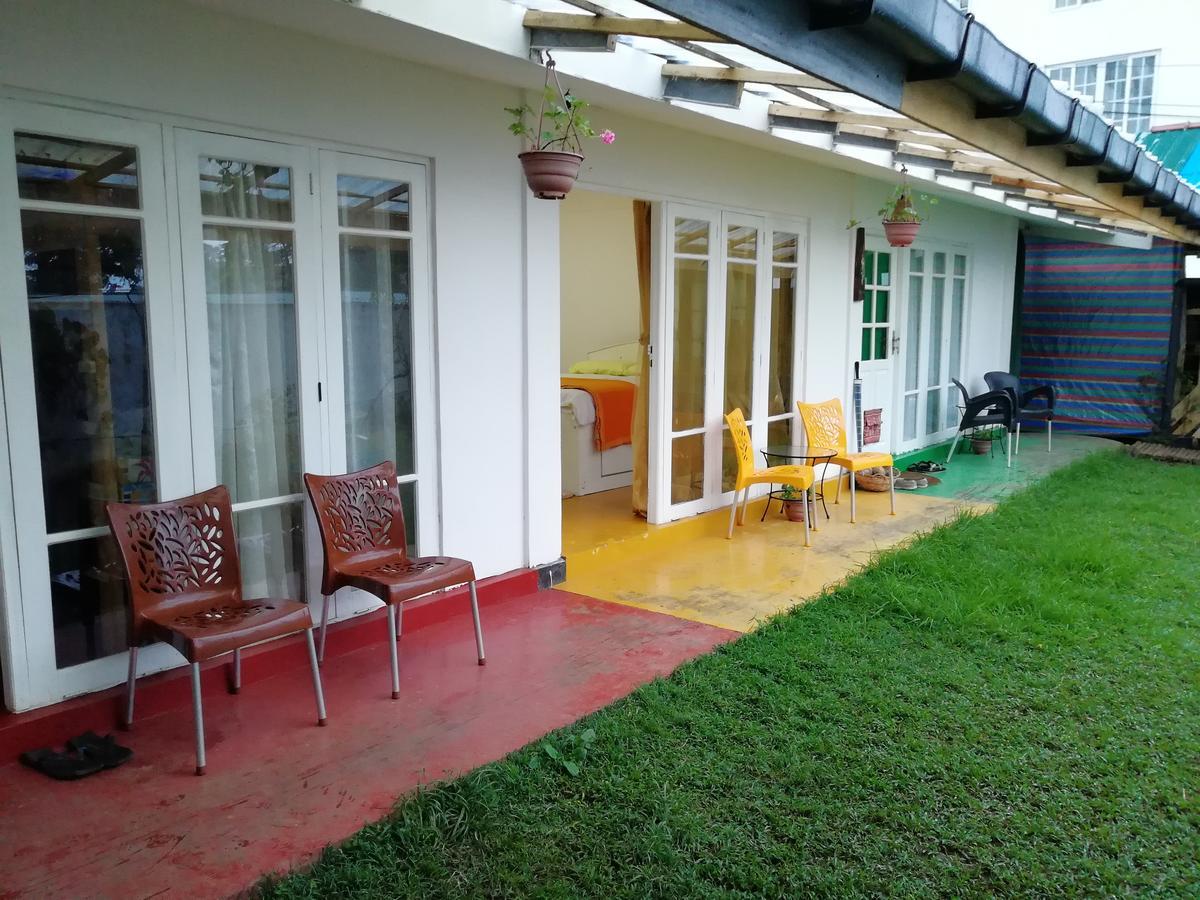 Red Gold & House Homestay