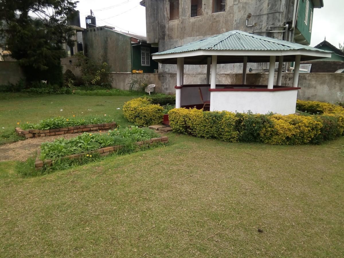 Hotel Royal Garden Nuwara Eliya