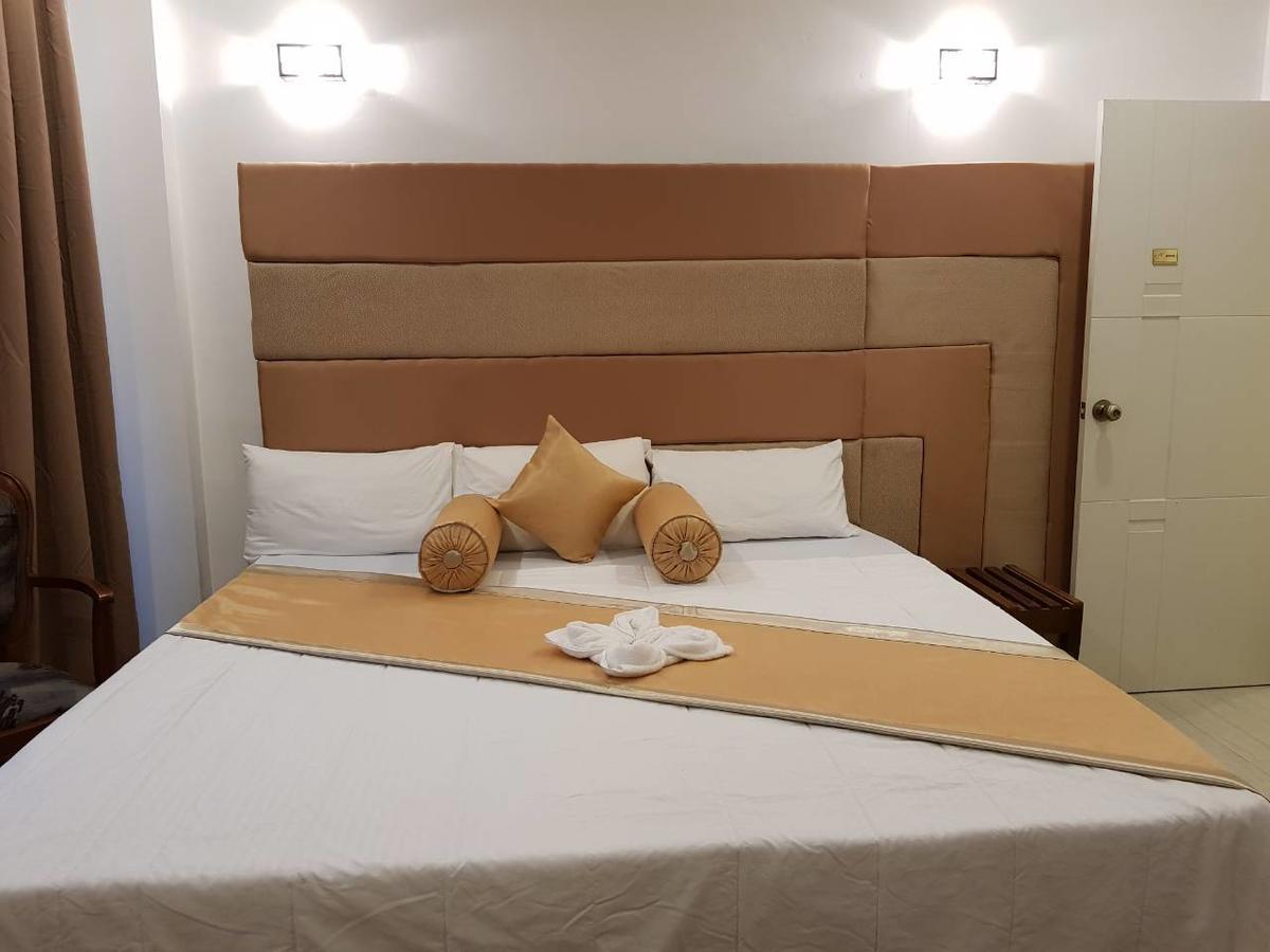 Hotel Rest Master Luxury Bunglaw Nuwara Eliya