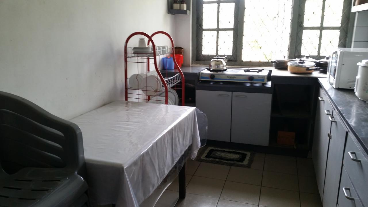 Crown Homestay *