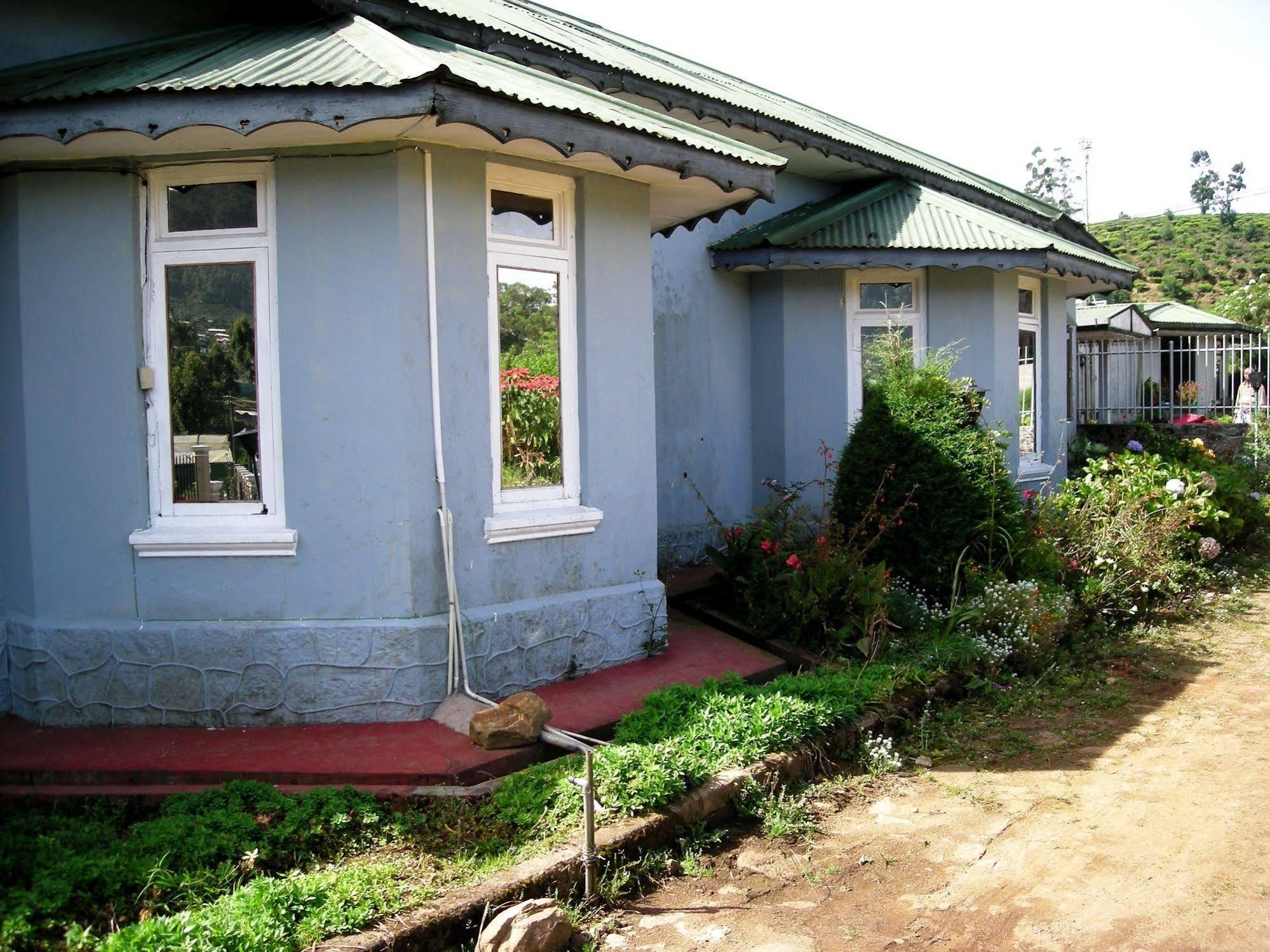 Old Colonial Hotel Nuwara Eliya