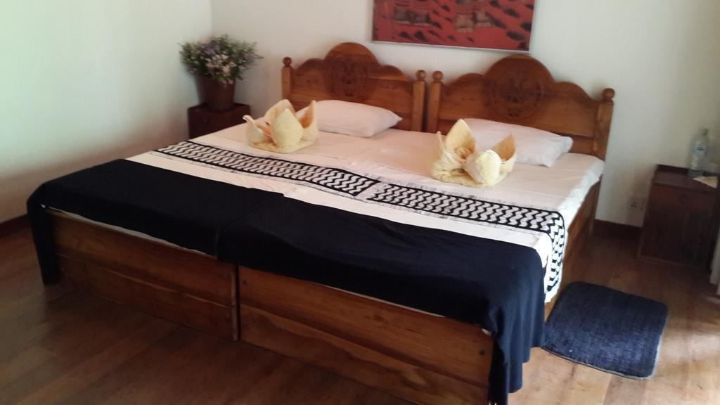 Pattipola Guest house Nuwara Eliya