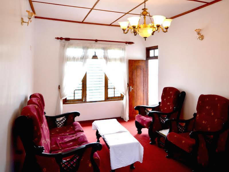 Royal Mount Hotel & Restaurant