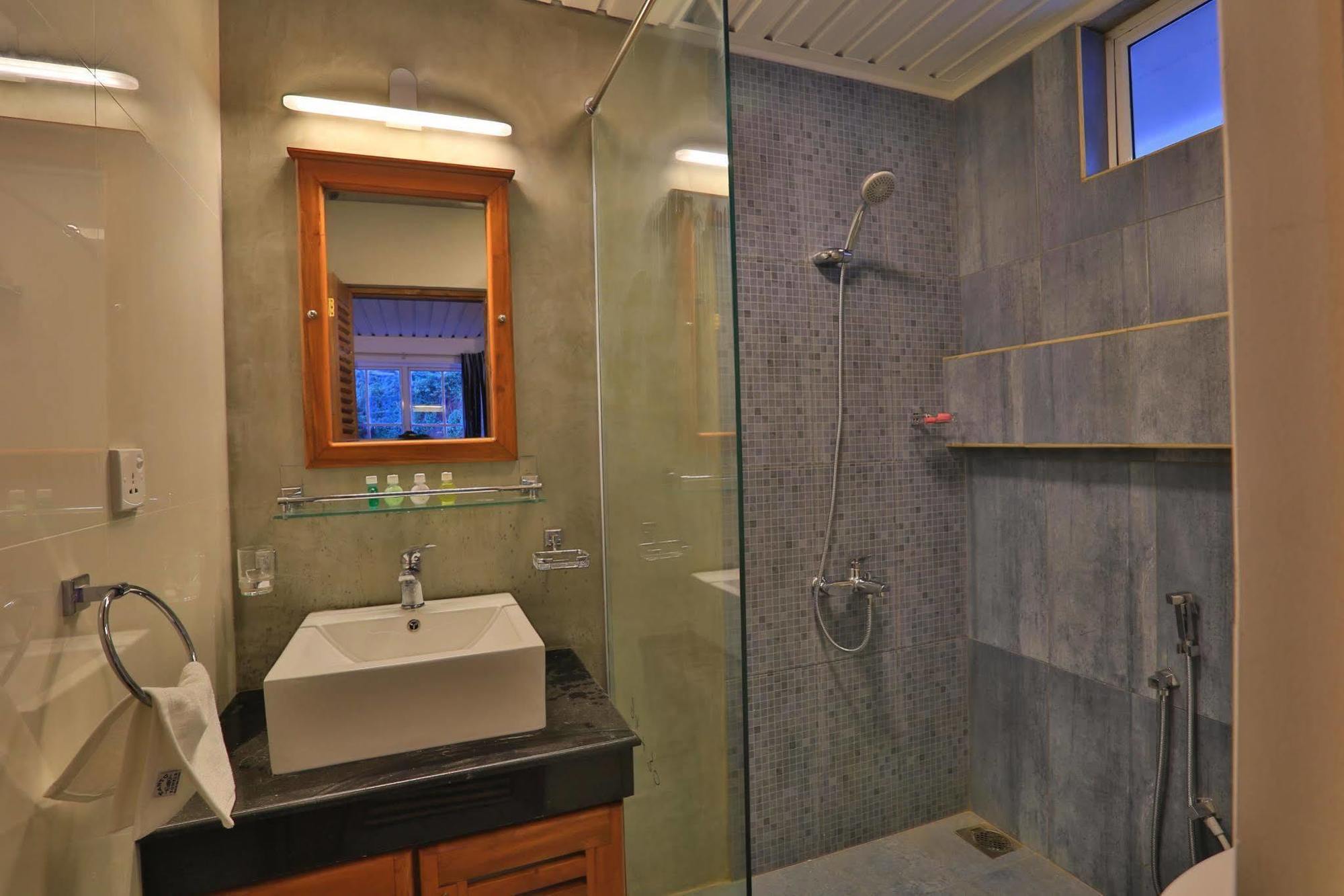 Lemas Holiday Villa