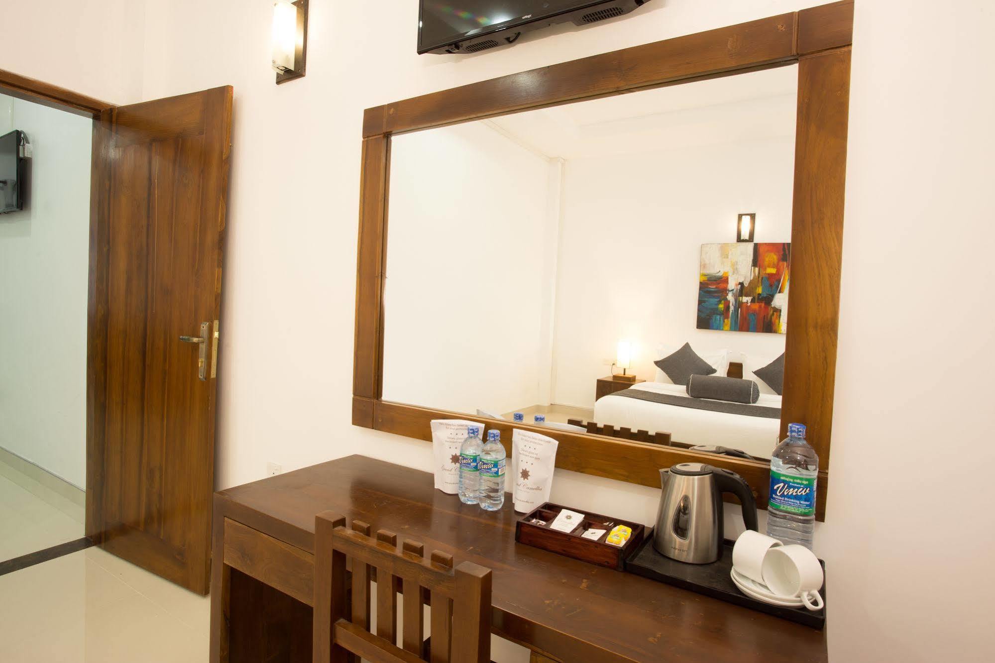 Grand Camellia Hotel 2*