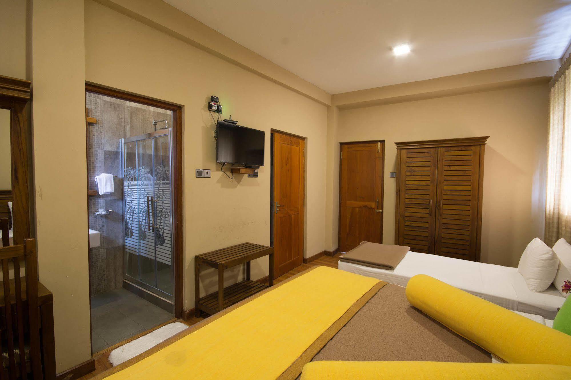 Hill Pride City 3* Nuwara Eliya