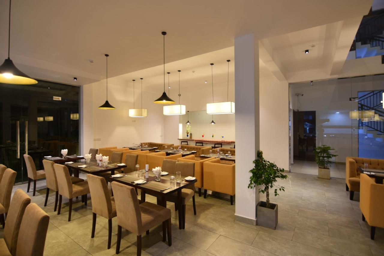 Hotel Ripon Grand Hill By Ehi 4*
