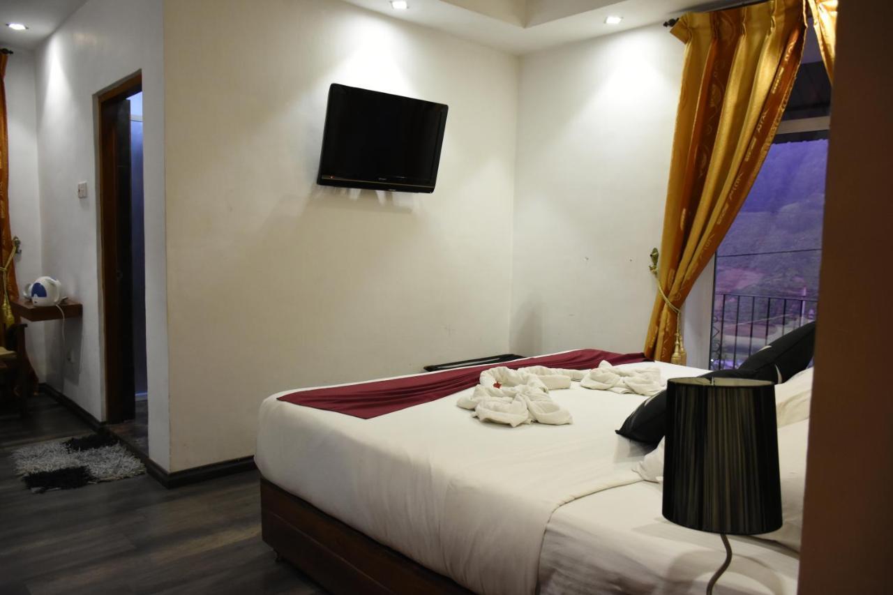Midky Hotel
