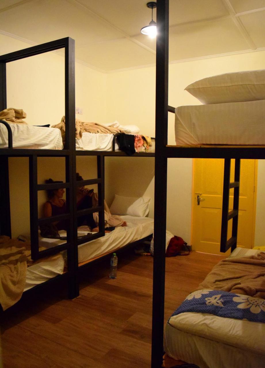 Hostel Laughing Leopard Nuwara Eliya