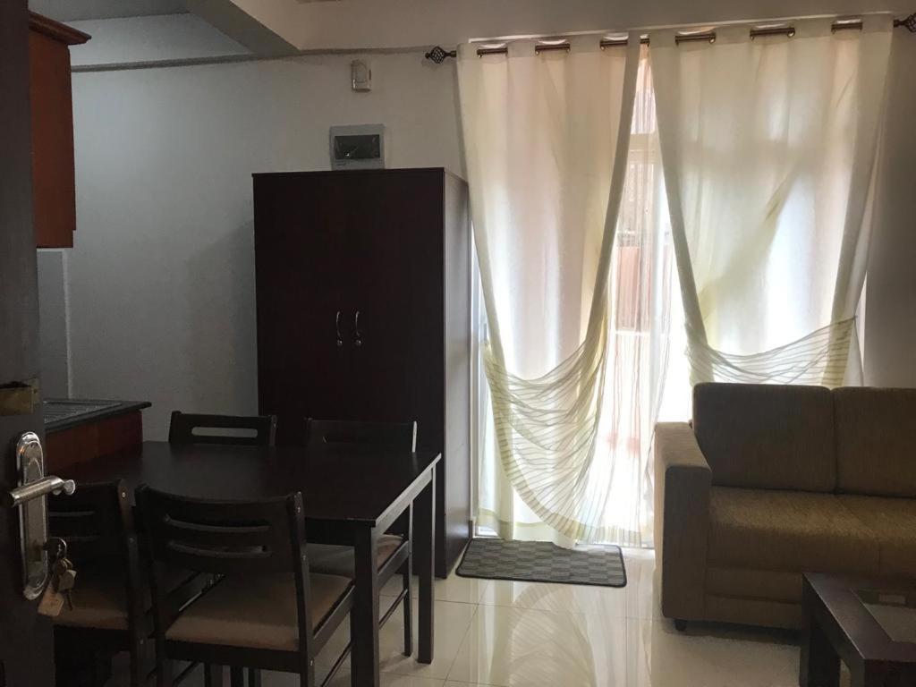 Your Away From By Kalindi Apartment *