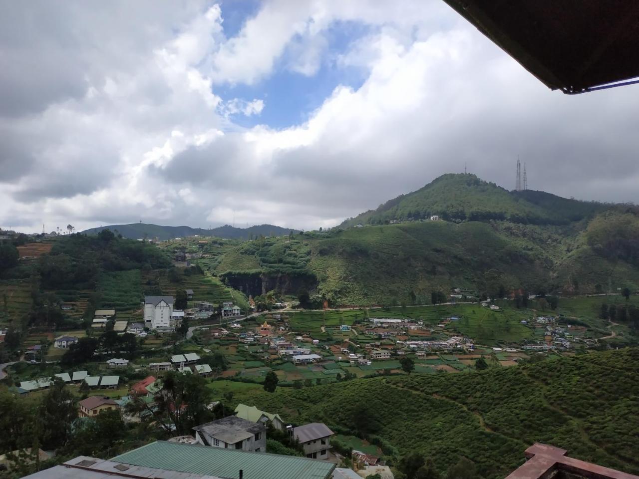 Misty Mountain * Nuwara Eliya