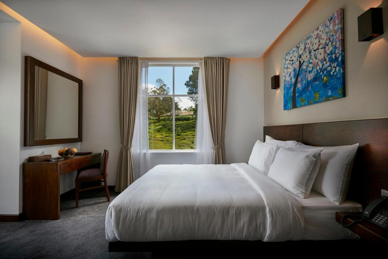 Hotel Galway Heights 4*
