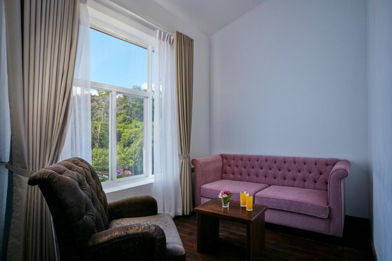 Hotel Galway Heights 4*