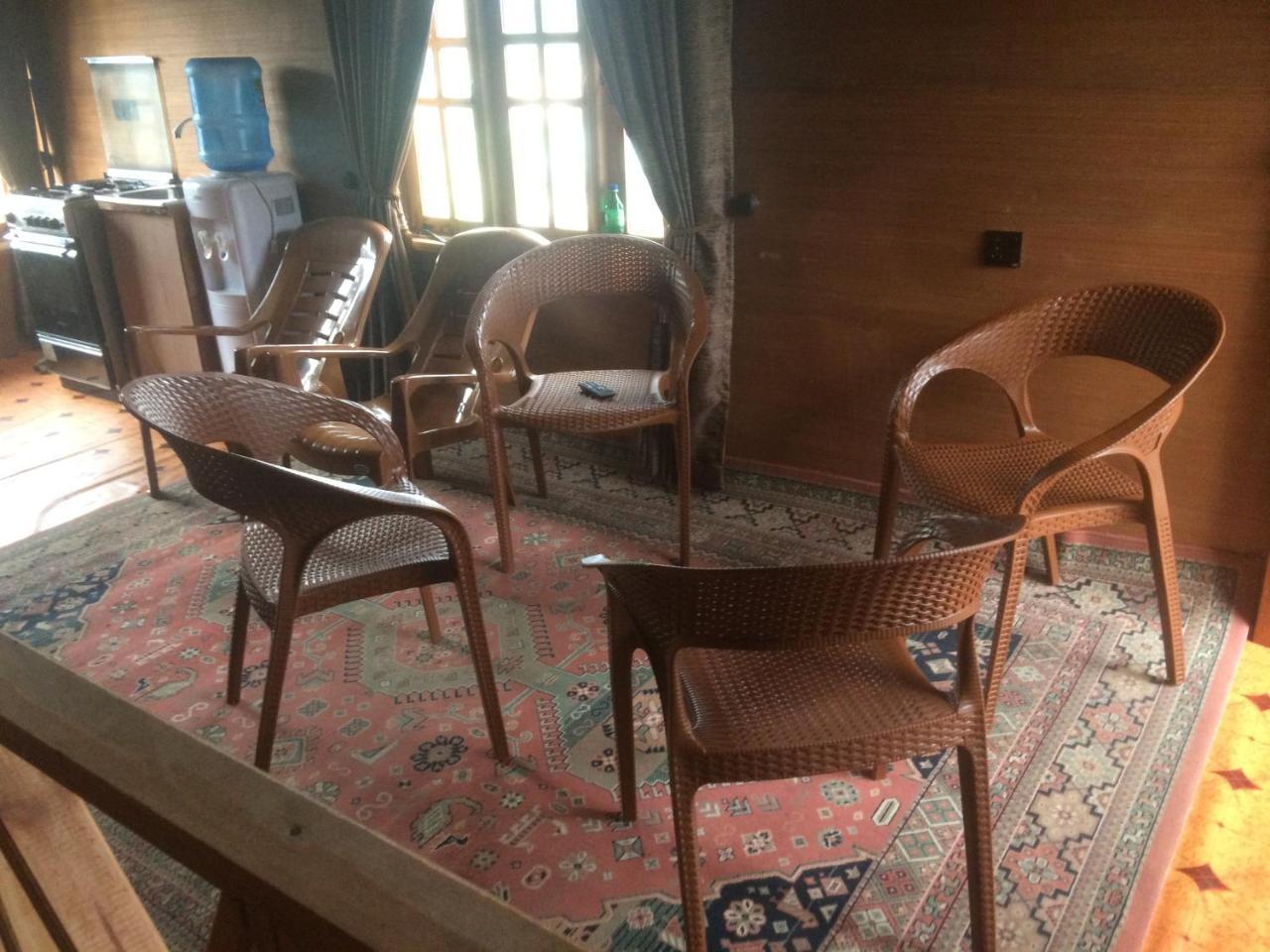 Wood Cabana Nuwaraeliya Bed & Breakfast *