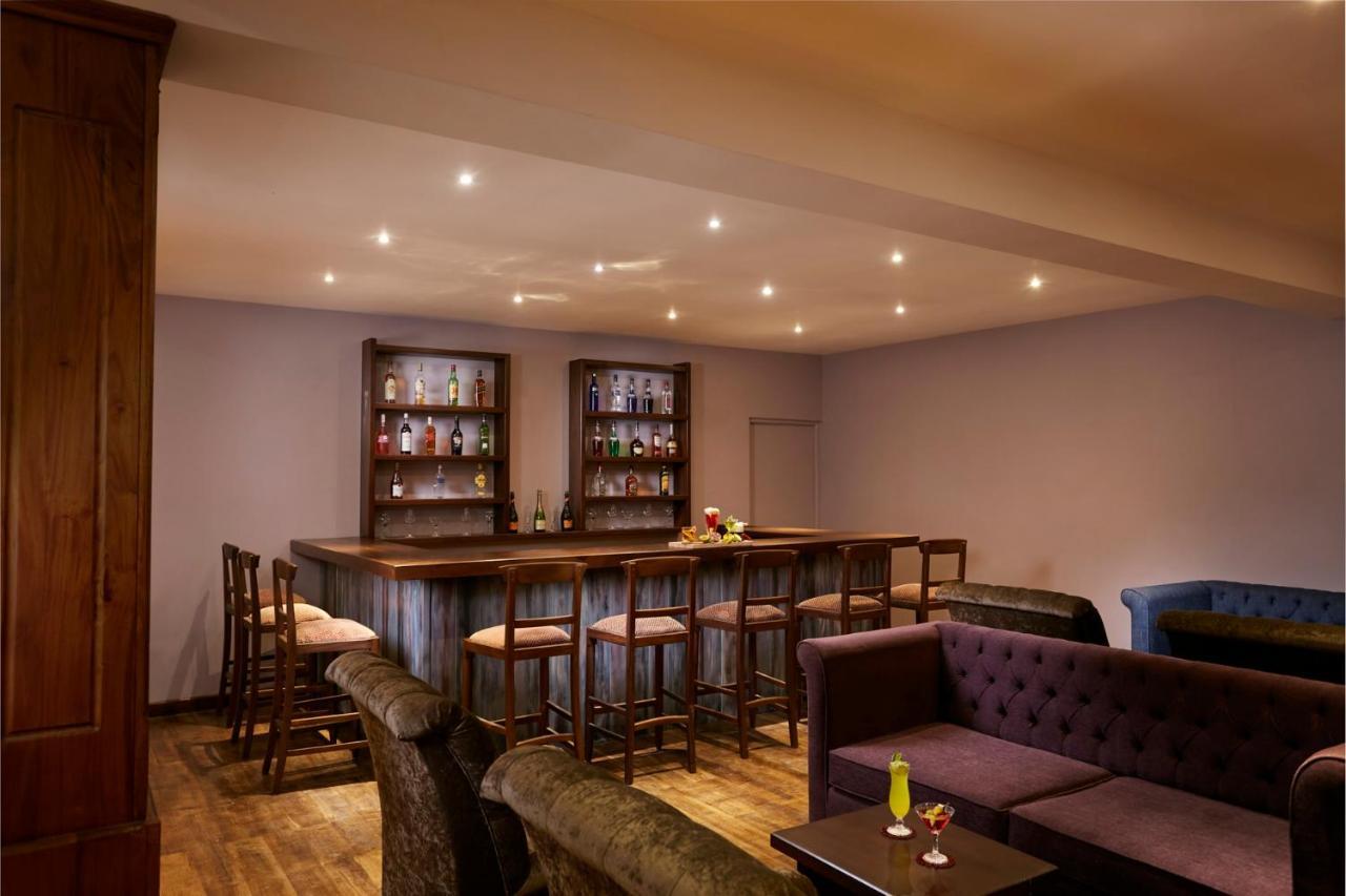 Galway Heights 4*