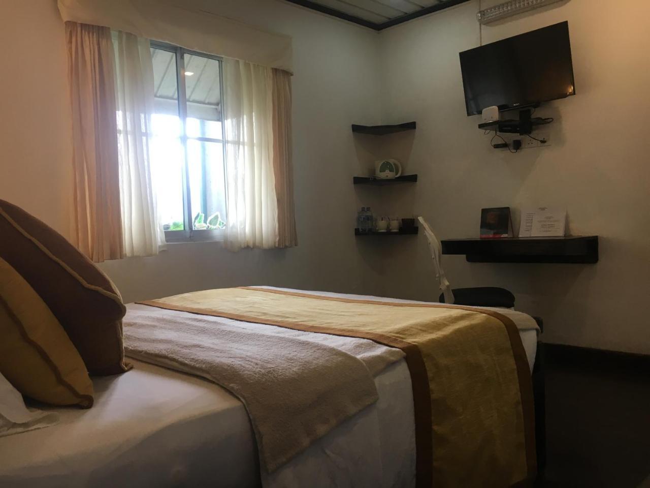 Guest house Misty Hills Boutique Cottage