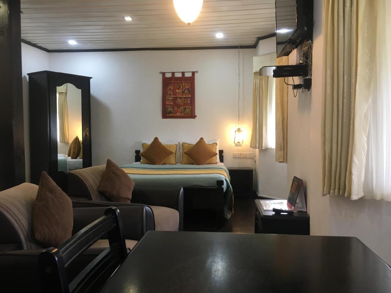 Misty Hills Boutique Cottage