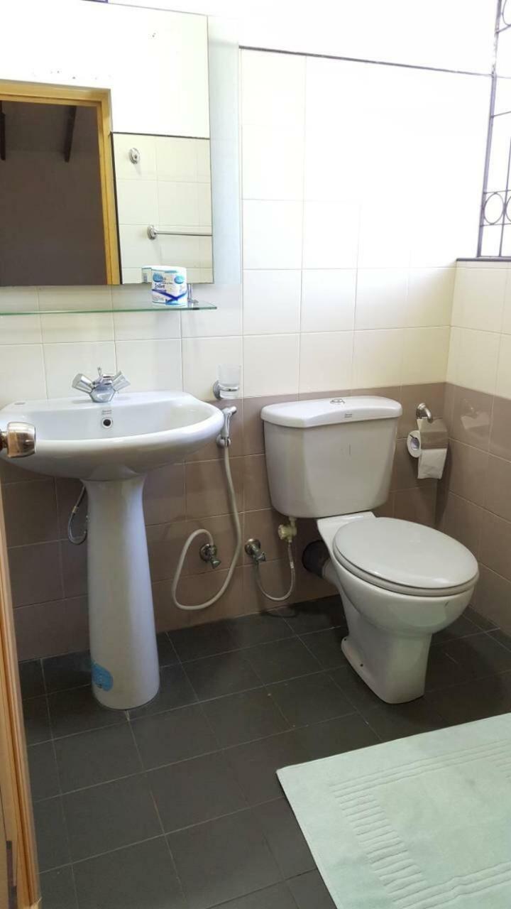 Clayton Bungalow Hotel 2*